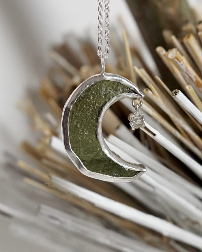 Moldavite Pendant with Ocean Diamond