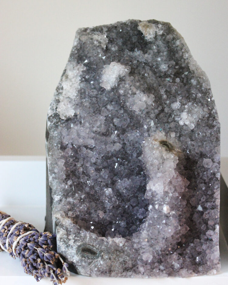 Amethyst cut base