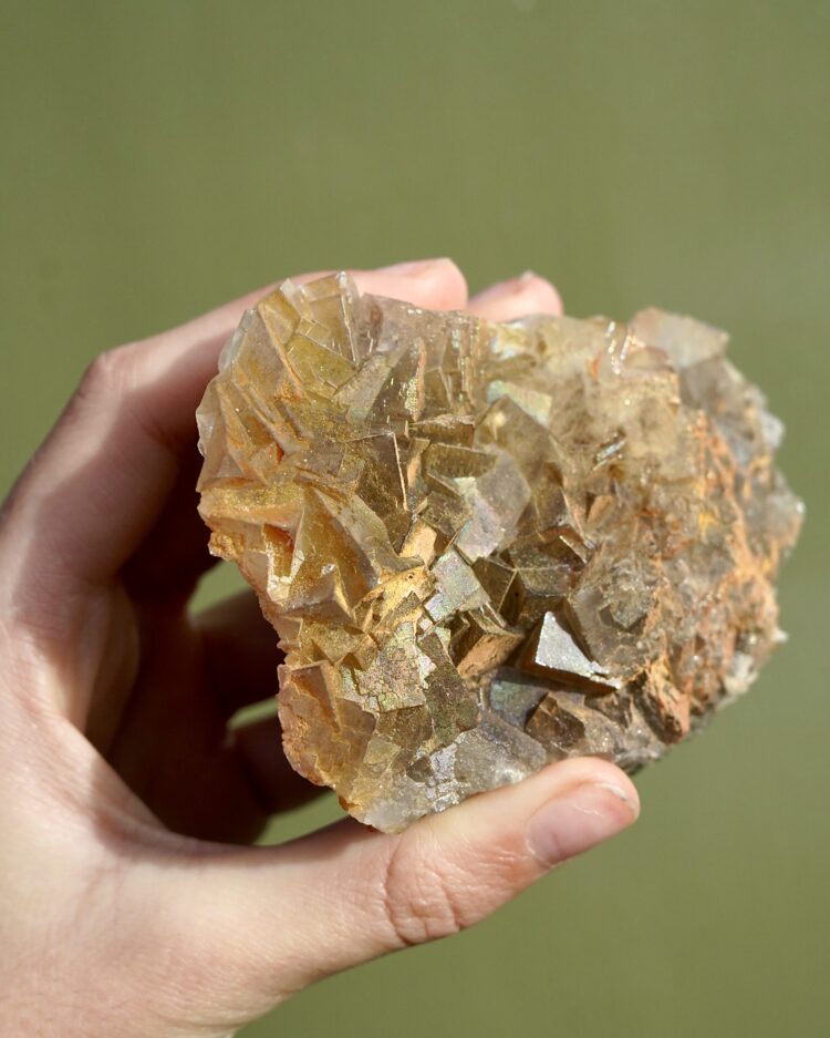 iridescent fluorite