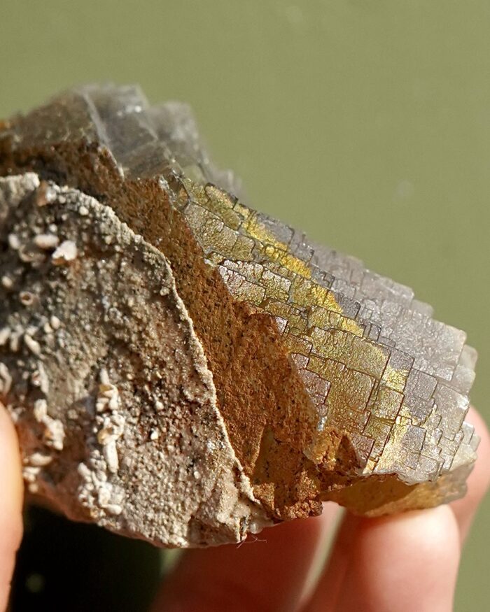 iridescent fluorite