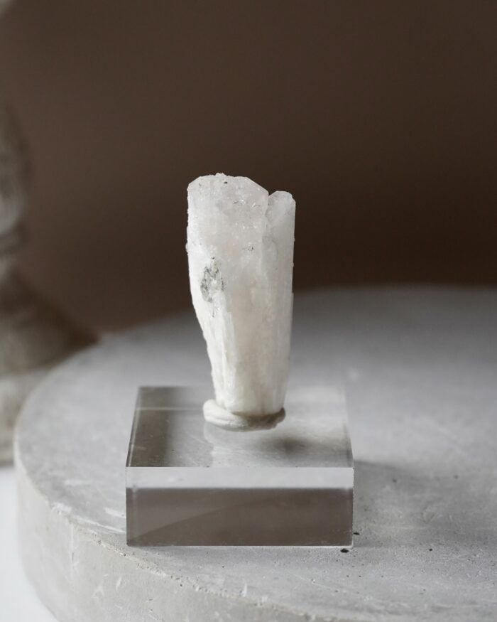 DANBURITE