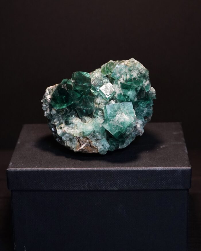 fluorite pocket 42